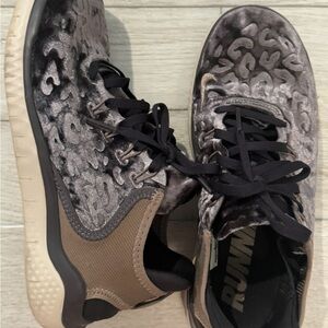 Stylish Purple Women's Running Shoes